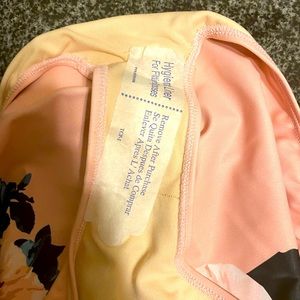 Large Albion bottoms. Only have tried on.